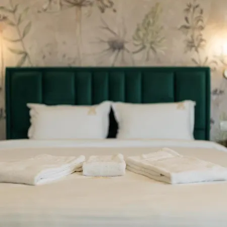 דירה Old Town View & Balcony בראשוב