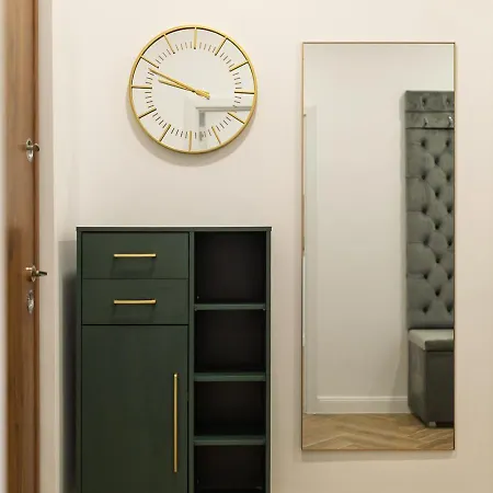 Old Town View & Balcony בראשוב