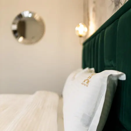 Old Town View & Balcony דירה *