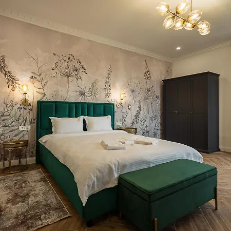 Apartment Old Town View & Balcony Apartments Mm Host *