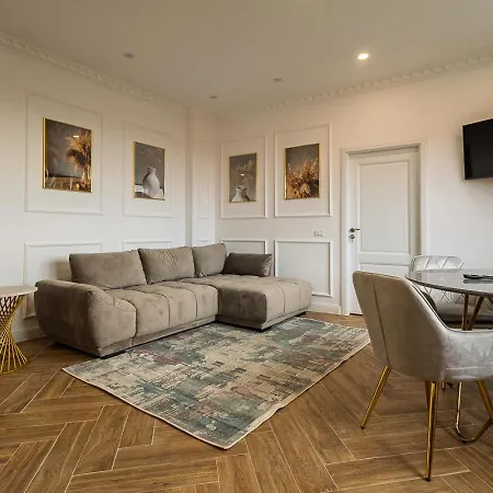 Old Town View & Balcony דירה *