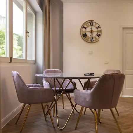 דירה Old Town View & Balcony *