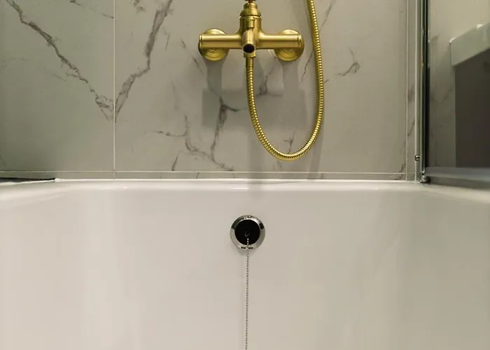 Old Town View & Balcony *