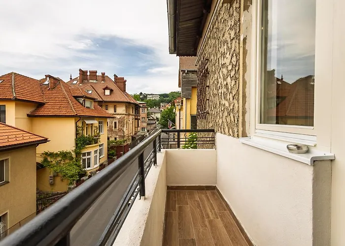 Old Town View & Balcony 公寓 布拉索夫