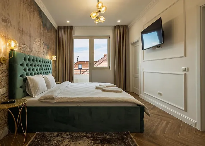 Old Town View & Balcony Апартаменти