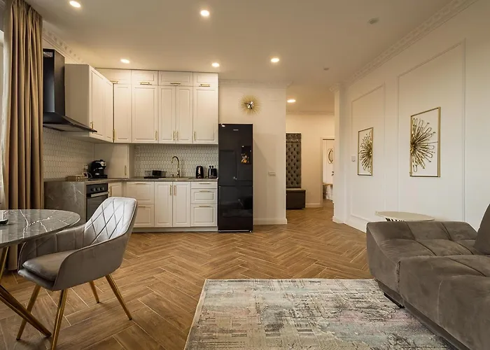 公寓 Old Town View & Balcony *