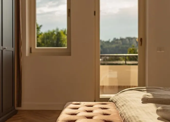 Old Town View & Balcony * 布拉索夫