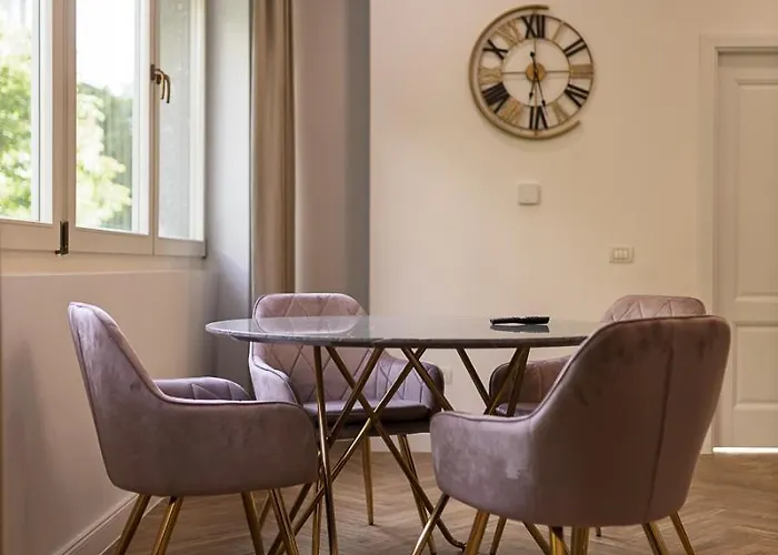 Апартаменти Old Town View & Balcony *