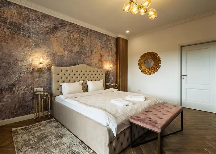 Old Town View & Balcony Апартаменти *