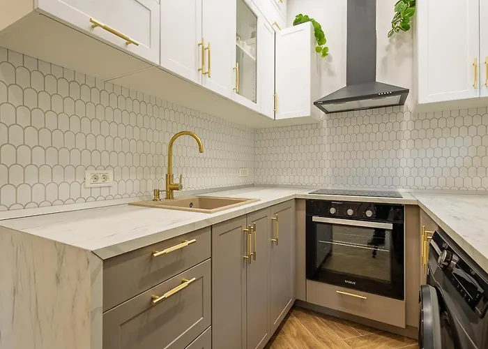 Апартаменти Old Town View & Balcony *